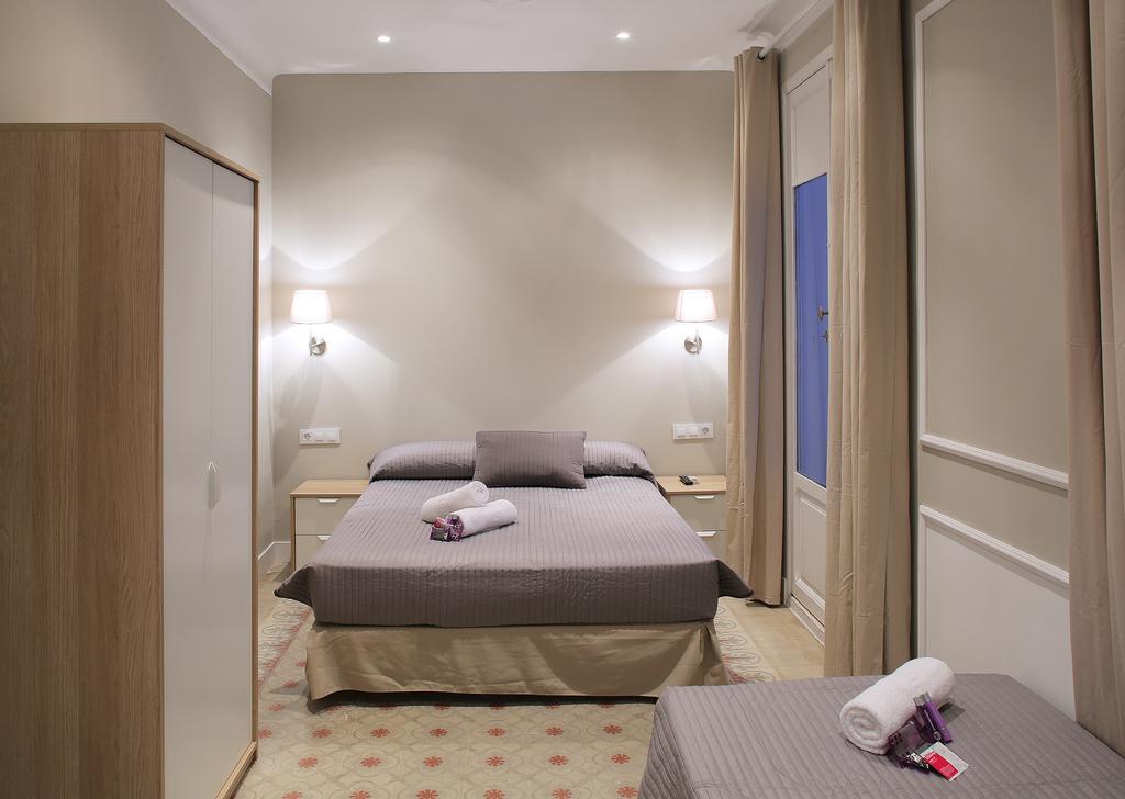 Hostal Medea Barcelona Bilik gambar