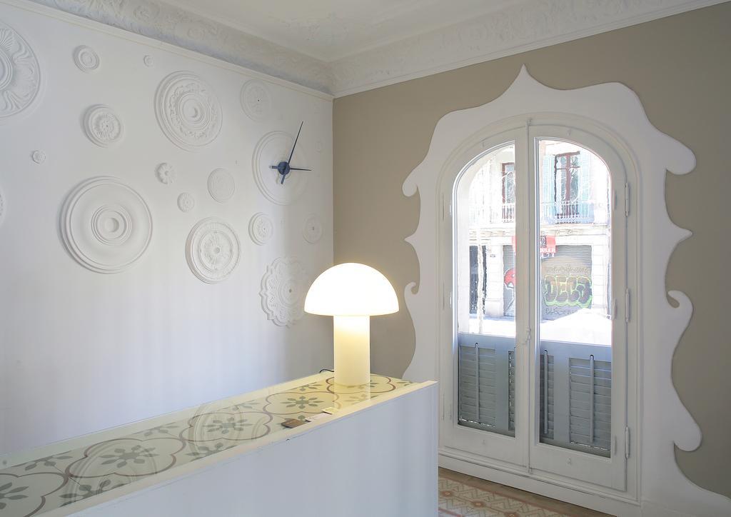 Hostal Medea Barcelona Luaran gambar