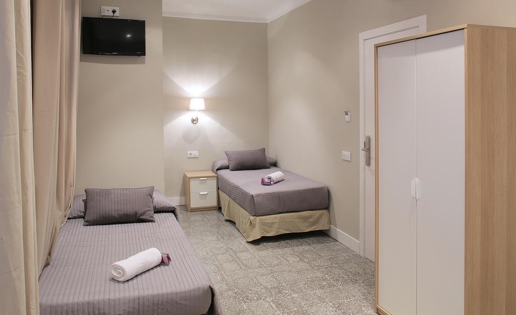 Hostal Medea Barcelona Bilik gambar
